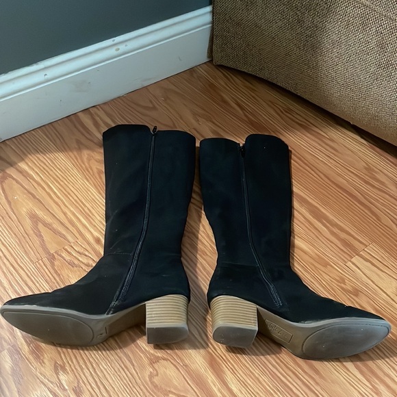 Black high top boots - Picture 3 of 6